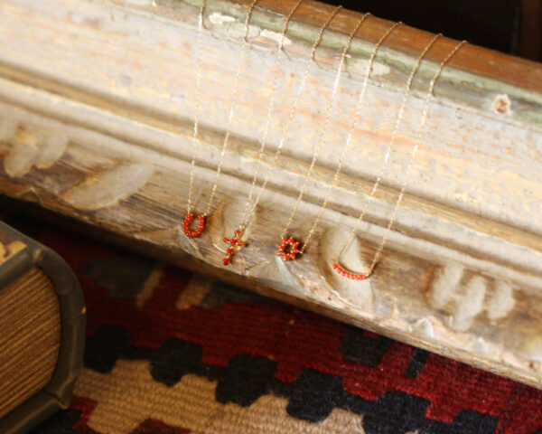 珊瑚のジュエリー